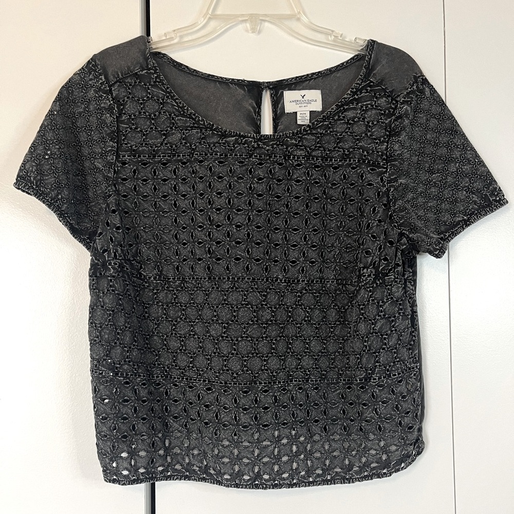 American Eagle stone wash top